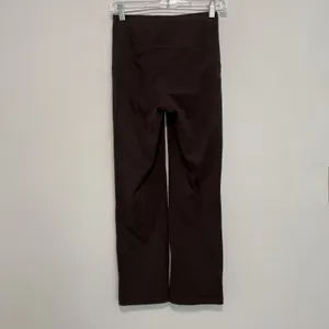 Lululemon‎ Smooth Fit Pull-On High-Rise Cropped Pants Espresso Brown Size 4 thumbnail 5