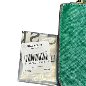 New Kate Spade Green Wallet With Wristlet Strap thumbnail 7