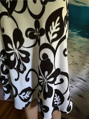 Dressbarn Women’s Black & White Sleeveless Floral Dress 10 thumbnail 4