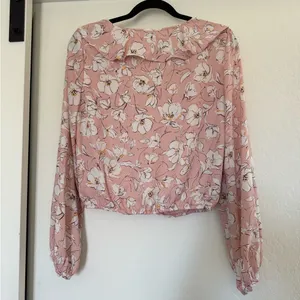 ASTR The Label Pink Floral Ruffle‎ Blouse Button Blush Going Out Business Casual thumbnail 3