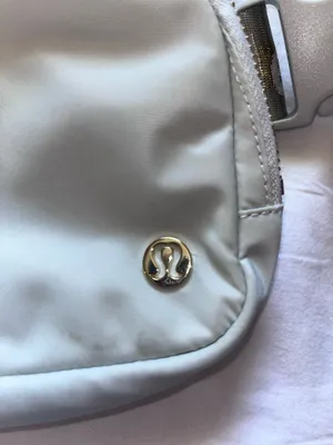 Lululemon Everywhere Belt Bag white and gold thumbnail 3