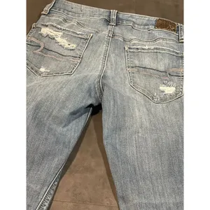 American Eagle Outfitters Distressed Jeans Super‎ Stretch Light Wash Denim B-901 thumbnail 6
