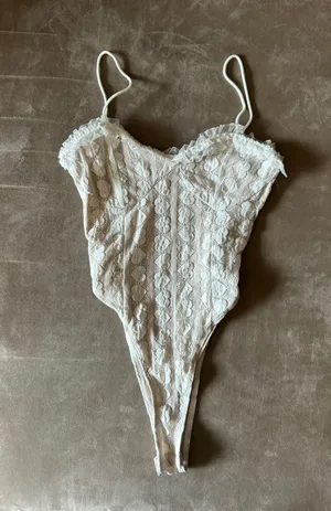 SheIn White Hearts Bodysuit thumbnail 2