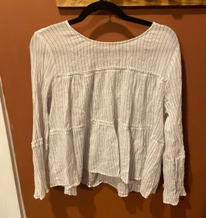 Euc Long Sleeve White Flowy Striped Top Size Large thumbnail 1