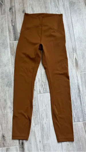 Lululemon InStill High-Rise Tight 25" Roasted Brown Size 4 Gently Used thumbnail 1