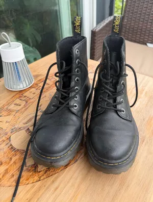 Dr. Martens 1460 Black Leather Combat Boots - US 6 thumbnail 1