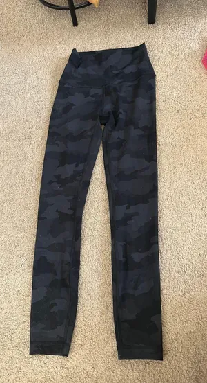 Lululemon Leggings thumbnail 1
