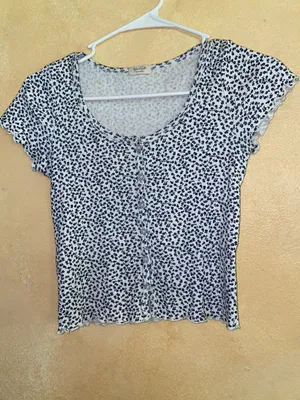 Brandy Melville Top thumbnail 1