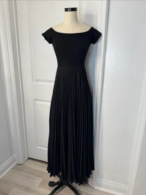 Alice + Olivia Black Off-Shoulder Pleated Maxi Skirt Dress thumbnail 3