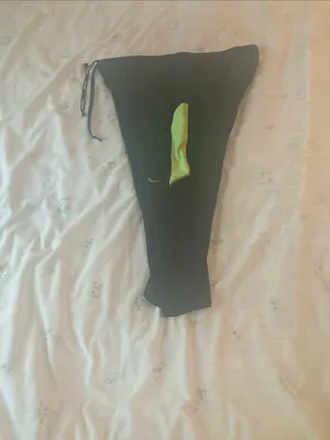 Nike womens Capri workout bottoms thumbnail 12