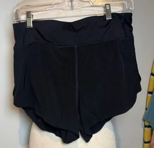 Athleta Women's Midnight Black‎ Athletic Shorts thumbnail 1