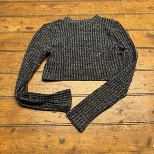 Speechless Womens Gray Black‎ Long Sleeve Cropped Pullover Sweater Size XS thumbnail 3