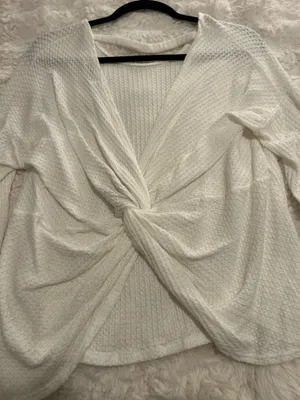 Material Girl Twist Knot White Sweater thumbnail 3