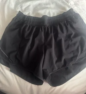Lululemon Shorts thumbnail 1