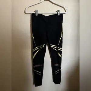 ALO Yoga Airbrush‎ Chakra Leggings Size Small in Black & Gold thumbnail 3