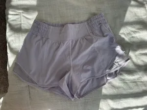 Lululemon Hotty Hot High-Rise Lined Short 4" thumbnail 1