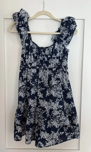Abercrombie & fitch dress  thumbnail 1