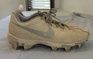 Nike Cleats Women’s Softball thumbnail 1