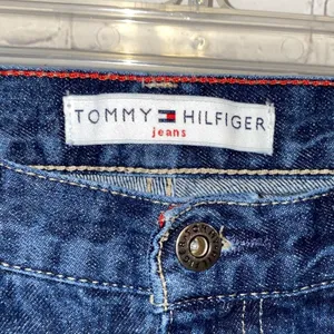 Tommy Hilfiger Vintage Flag Pocket‎ Boyfriend Boot Dark Denim Jeans thumbnail 5
