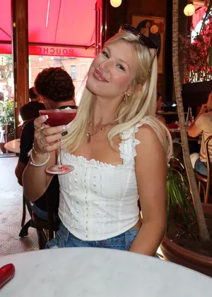 white corset top thumbnail 1