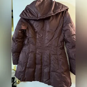 Ivanka Trump‎ Burgundy Puffer Jacket Size XS thumbnail 2