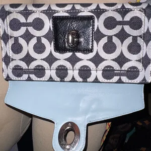 Coach Leather Accordion Card Wallet - Light Blue‎ thumbnail 4