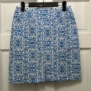 Lulu-B Stylish Blue and White Swirl Patterned Mini Skirt - Size 2 thumbnail 7