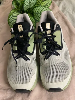 ON Cloudstratus Men's Gray Green Light Running Shoes Size 11 thumbnail 2