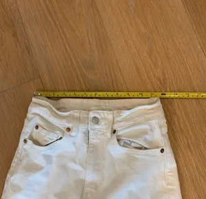 H&M High Waisted white denim straight leg jeans thumbnail 2