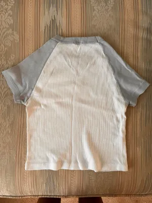 Brandy Melville cropped baby tee thumbnail 4