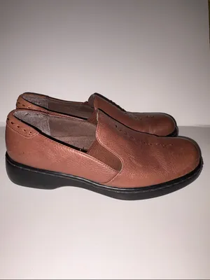 Naturalizer Women's Brown Slip-On Loafers thumbnail 5