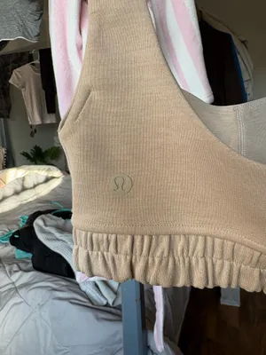 Lululemon Sports Bra thumbnail 3