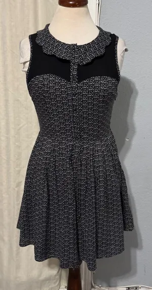 Ladakh Black White Geometric Print Fit Flare Zip Dress Women Size 4‎ Cutout thumbnail 1