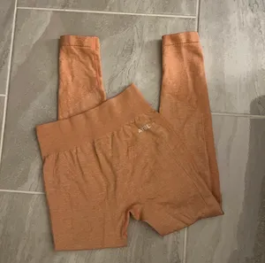 AYBL Seamless Leggings thumbnail 1