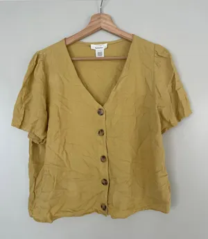 Yellow Button Down Size L thumbnail 1
