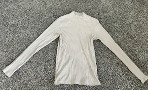 UNIQLO off-white ribbed long-sleeve knit turtleneck top M thumbnail 1