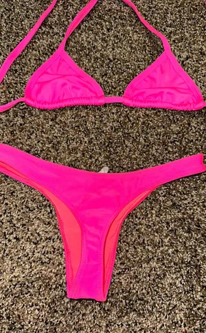 Pink triangle bikini thumbnail 2