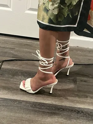 White strappy tie up heels Size 7.5 thumbnail 2