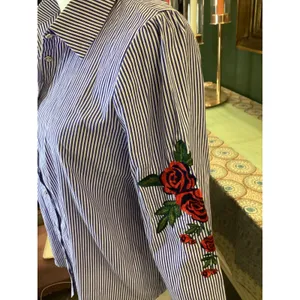 Iris Blue White Striped Rose Embroidered‎ Button Down Shirt IT9638 Womens Medium thumbnail 2