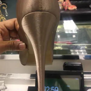 Size 10.5 gold heels 4.5 inch thumbnail 8