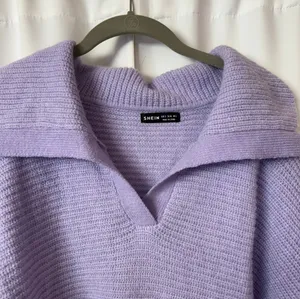 Light Purple Bishop Collar Oversized Valentine's Day Sweater Size Small thumbnail 5