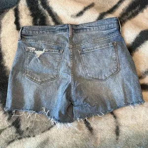 Cotton Old Navy Size 6 Distressed Denim Shorts Frayed Hem High Rise Like New thumbnail 8