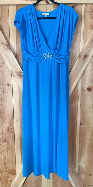 Olivia Matthews Womens Size 10 Blue Maxi Dress Rhinestone Homecoming Wedding thumbnail 1