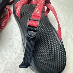 Chaco Arch Support Women's Sandals in Pink Adjustable Straps in Black Sole W9 thumbnail 11