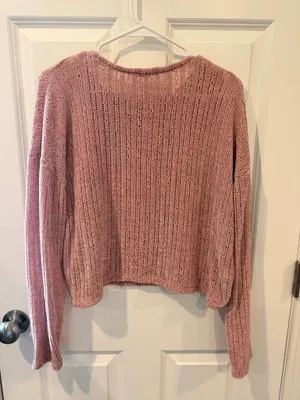Hollister Pink Long Sleeve Crop Top Size Large thumbnail 5