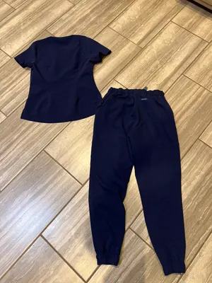 Jaanuu Jogger Scrub Set sz S & M thumbnail 4