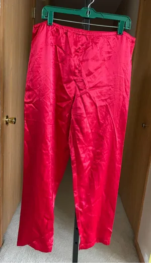 Women's Victoria's Secret Red Satin Pajama Pants Standard S thumbnail 1