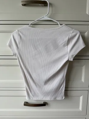Hollister white scoop neck fitted top thumbnail 2