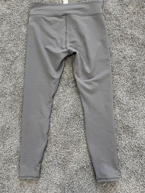 Fabletics Define PowerHold® High-Waisted Legging 7/8 inseam size large gray thumbnail 5