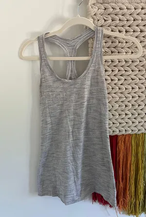 Lululemon Tank thumbnail 1